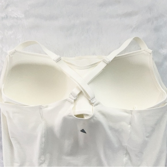 Like New Vitality Balance Athletica The Moxie Longline Bra in Cumulus - Picture 7 of 10